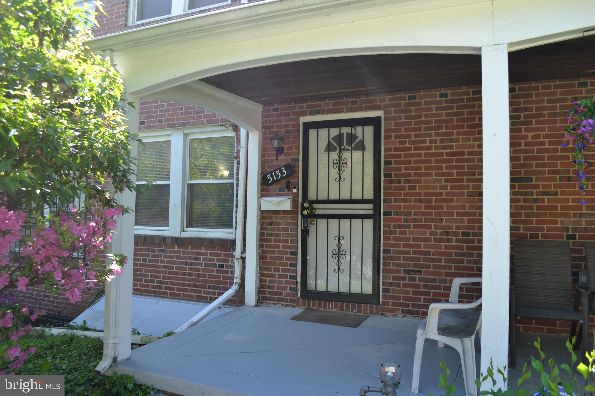 5153 Frederick Avenue Baltimore, MD 21229 - Photo 2 of 29