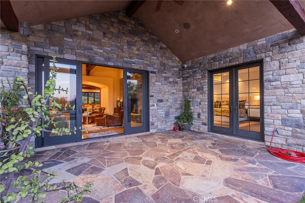 3221 Integrity Fallbrook, CA 92028 - Photo 4 of 74