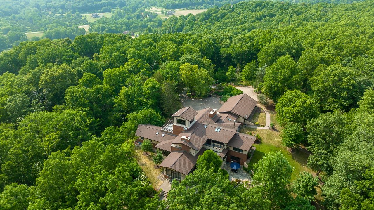 49 High Ridge Run Galena, IL 61036 - Photo 75 of 81 an aerial view of a house with outdoor space and street view