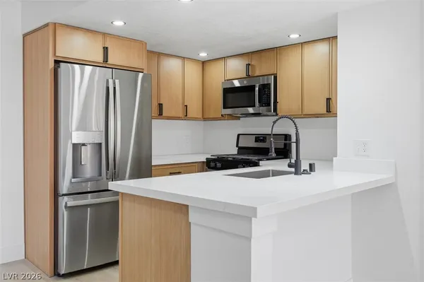 $165,000 | 3770 Desert Marina Drive, Unit 52, Laughlin, NV 89029