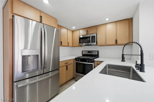 $165,000 | 3770 Desert Marina Drive, Unit 52, Laughlin, NV 89029