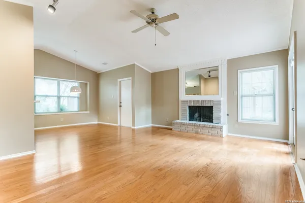 $1,950 | 12107 Magnolia Blossom, San Antonio, TX 78247