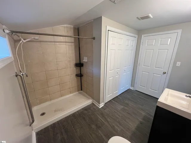 $2,000 | 801 Perry Road, Greenville, SC 29609