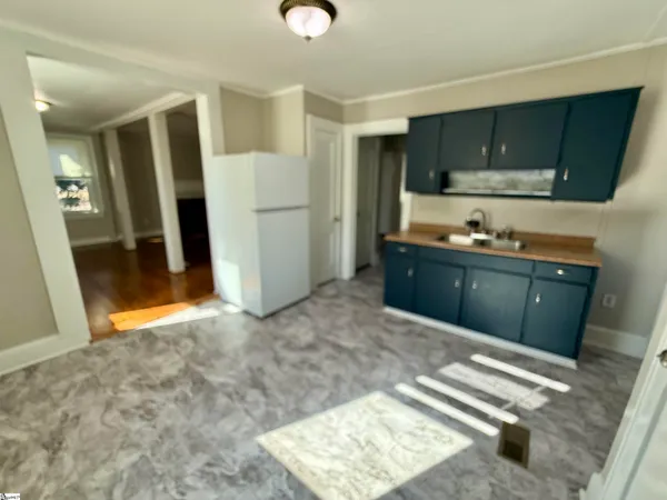 $2,000 | 801 A Perry Road, Greenville, SC 29609