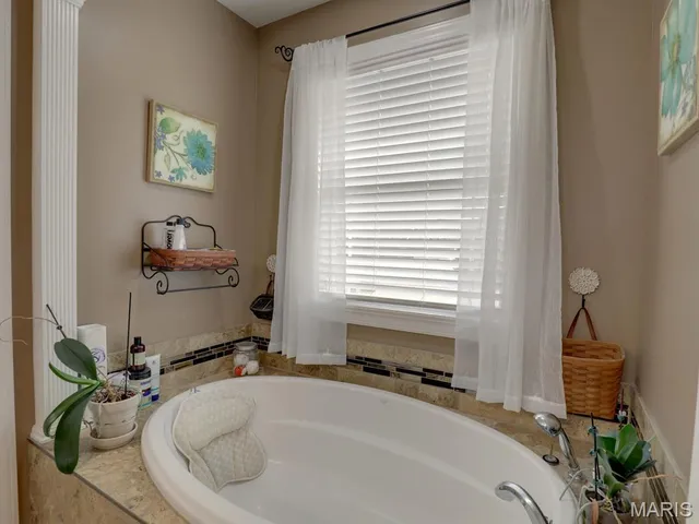 $774,900 | 3721 Hawk Point, Palmyra, MO 63461