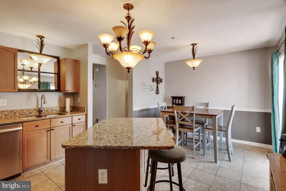 111 Sentry Ridge Smithsburg, MD 21783 - Photo 12 of 35 Outstanding eat in kitchen with deck access