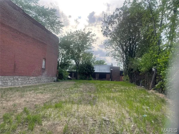 $29,000 | 3173 Minnesota Avenue, St. Louis, MO 63118