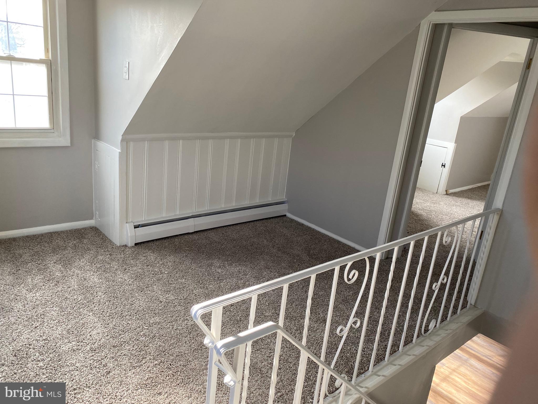 2865 Nautilus Road Philadelphia, PA 19154 - Photo 12 of 22 Upstairs Landing