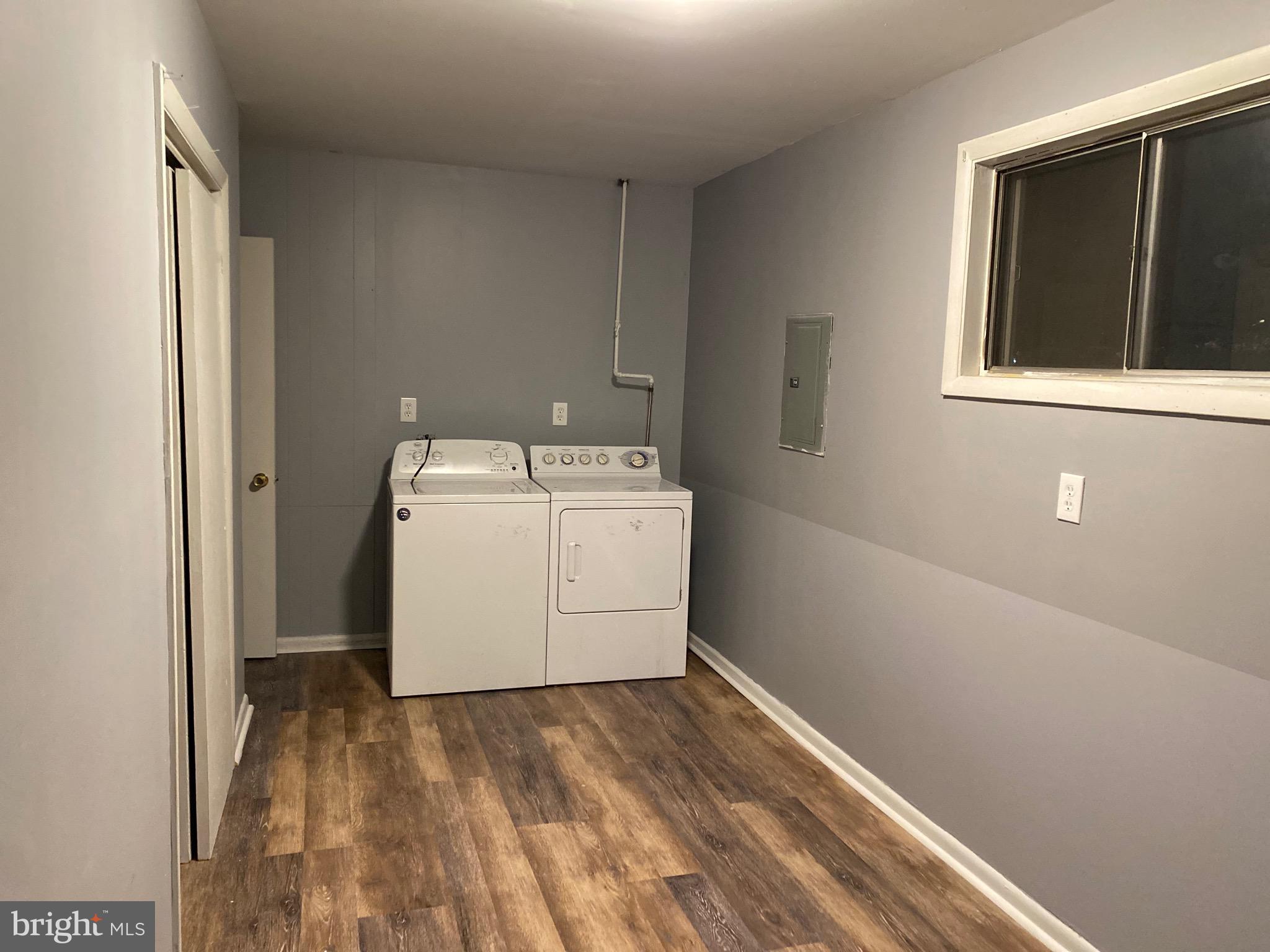 2865 Nautilus Road Philadelphia, PA 19154 - Photo 9 of 22 Laundry room
