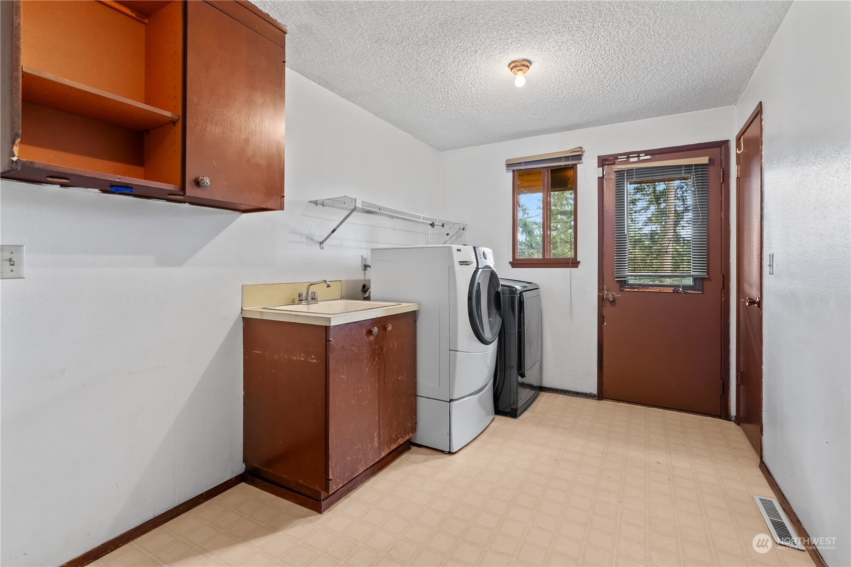 1236 Coral Drive Fircrest, WA 98466 - Photo 18 of 34