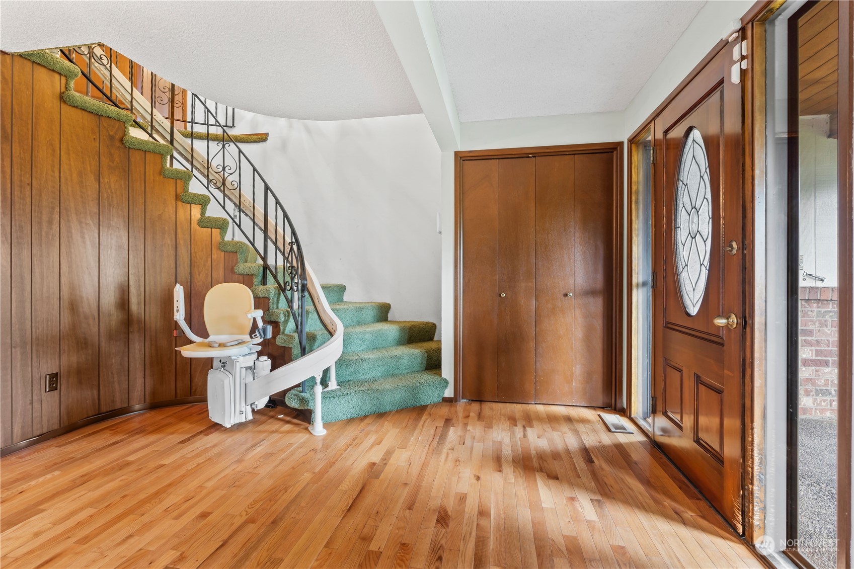 1236 Coral Drive Fircrest, WA 98466 - Photo 3 of 34