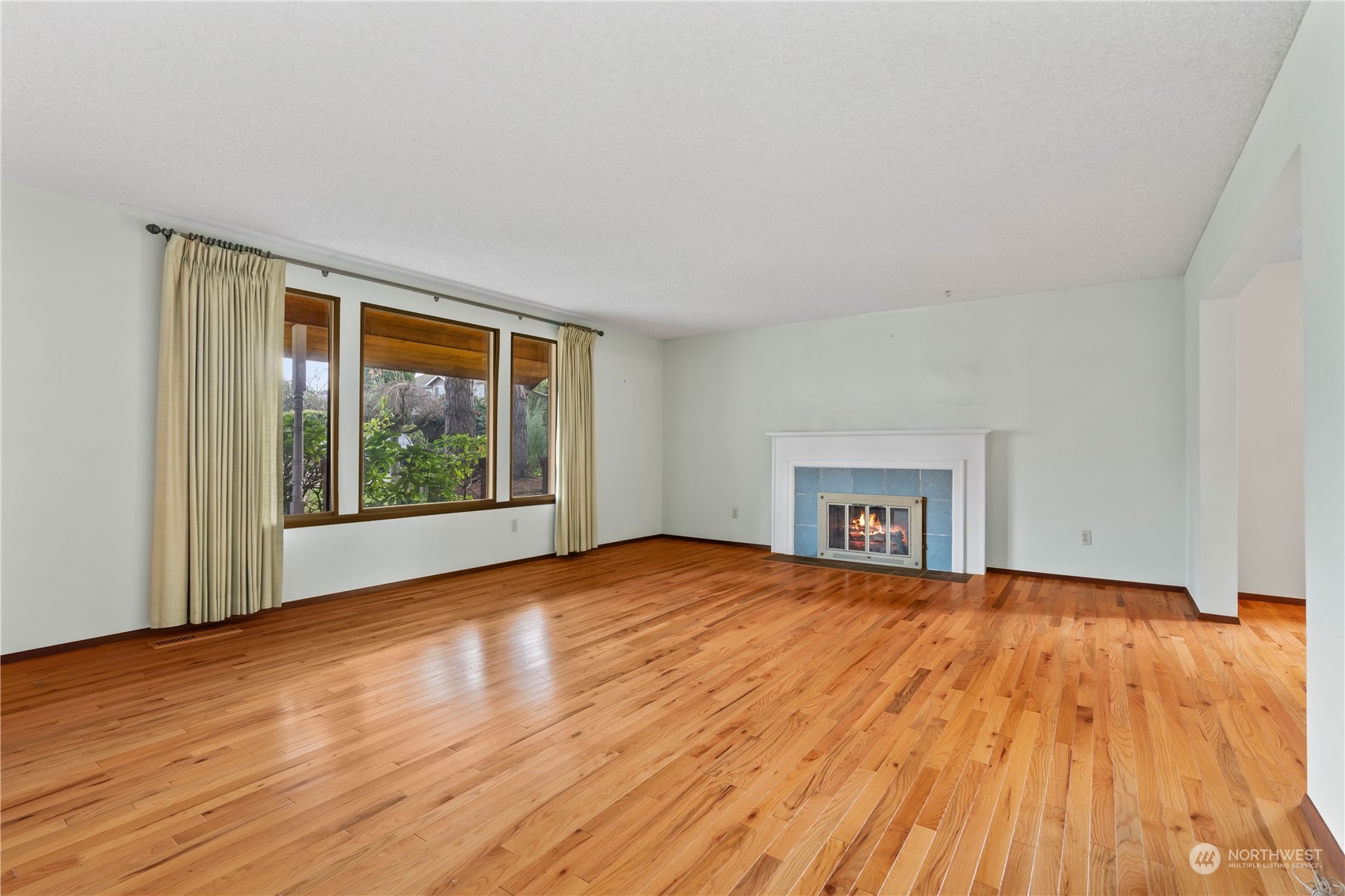 1236 Coral Drive Fircrest, WA 98466 - Photo 4 of 34