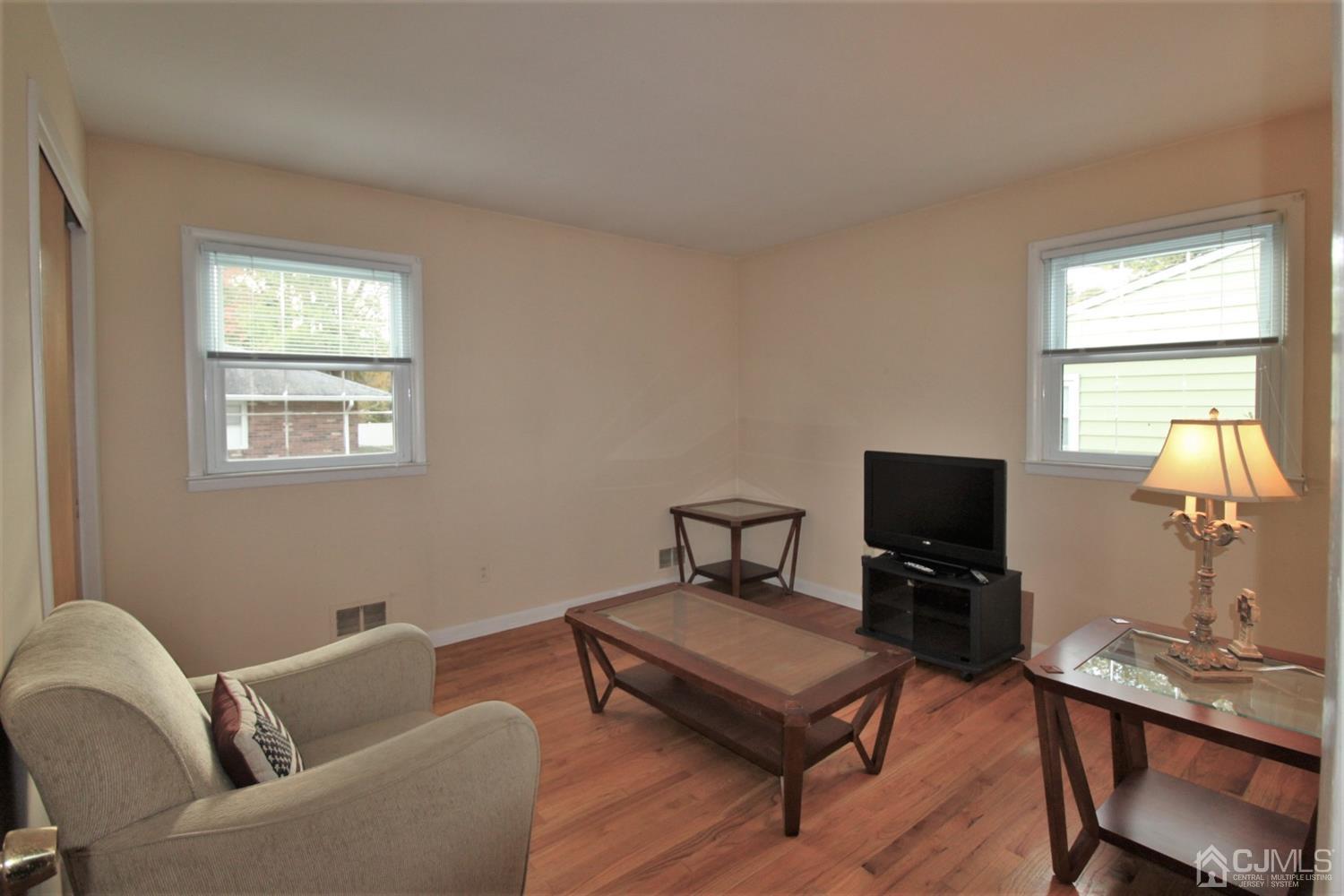 314 Colfax Road North Brunswick, NJ 08902 - Photo 14 of 20 Gallery Image 14