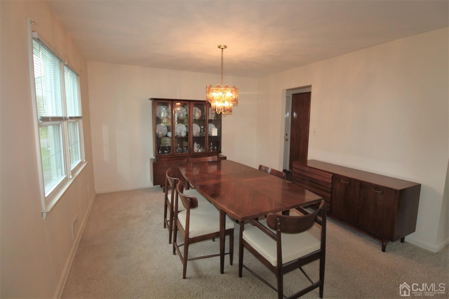 314 Colfax Road North Brunswick, NJ 08902 - Photo 7 of 20 Gallery Image 7