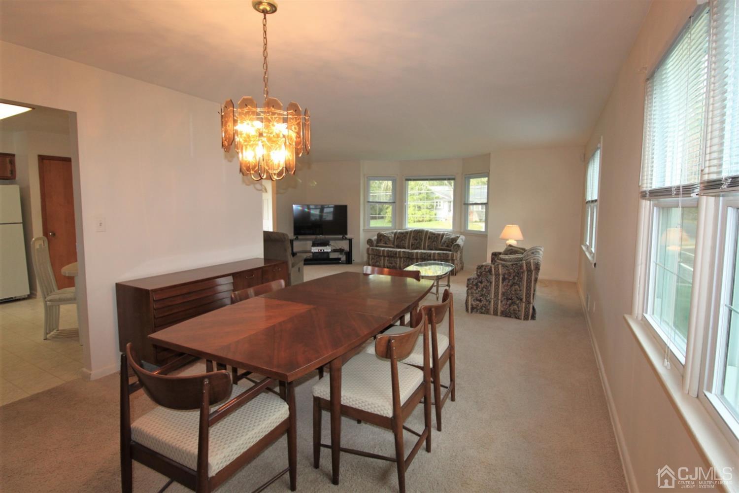 314 Colfax Road North Brunswick, NJ 08902 - Photo 8 of 20 Gallery Image 8