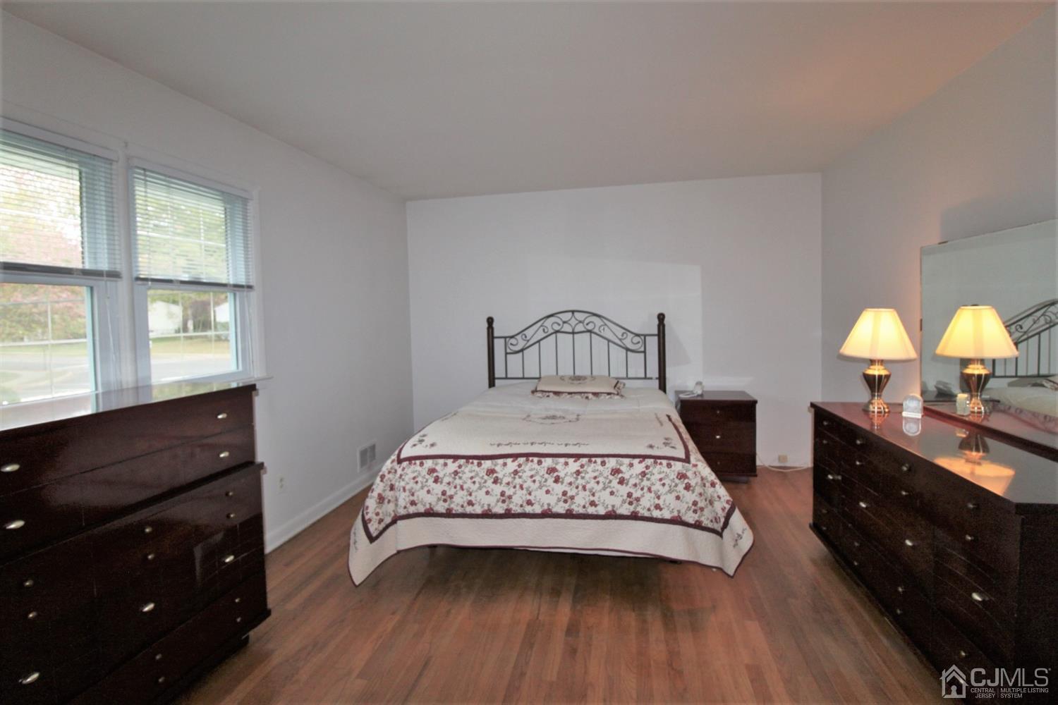 314 Colfax Road North Brunswick, NJ 08902 - Photo 10 of 20 Gallery Image 10