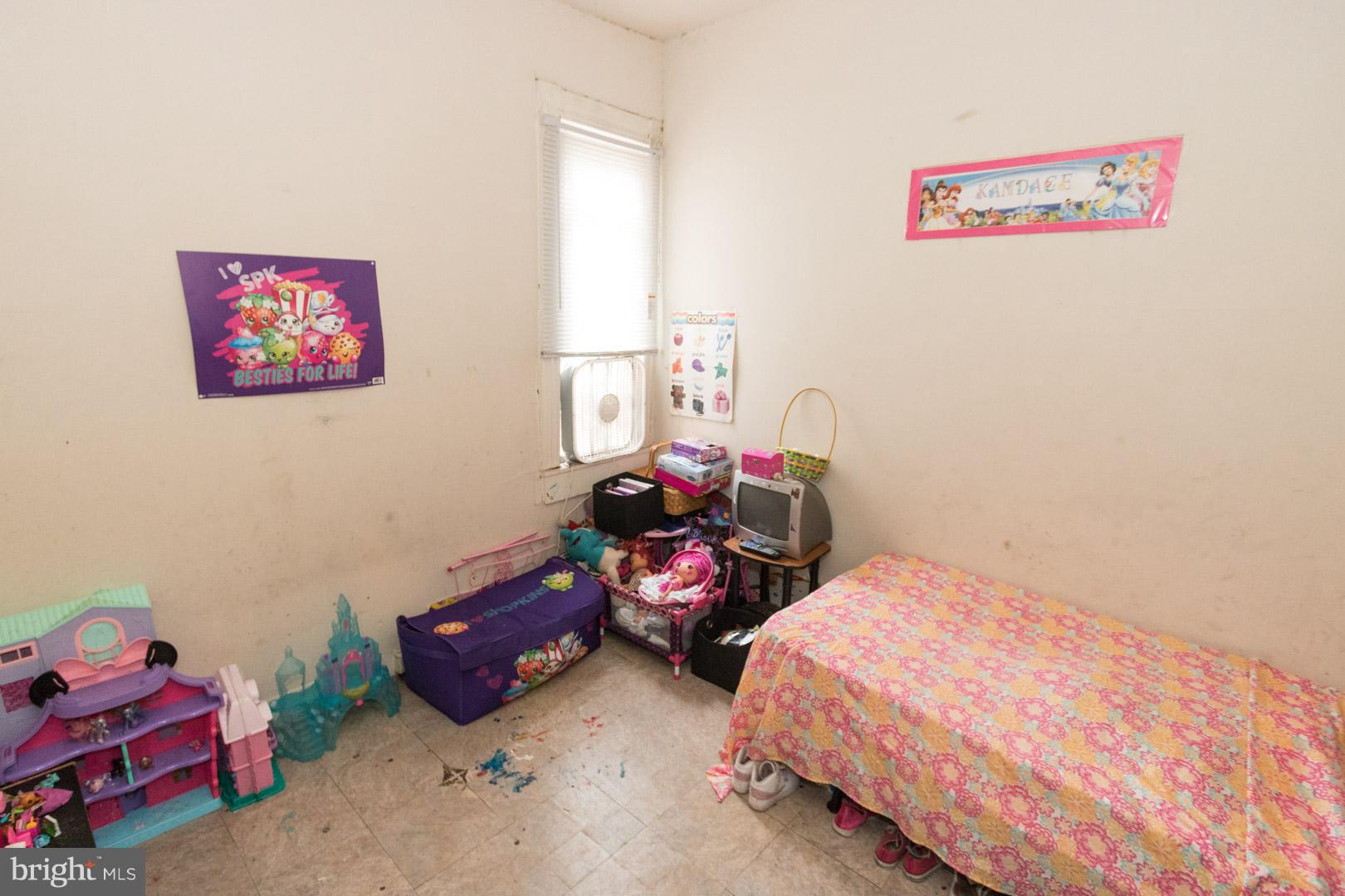 1809 Federal Street Baltimore, MD 21213 - Photo 11 of 14 Interior (General)