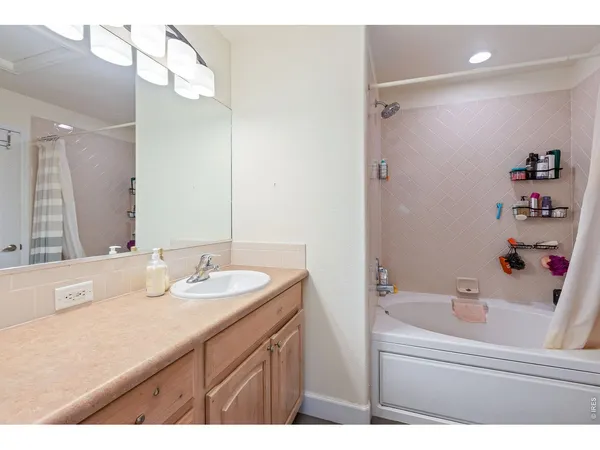 $305,000 | 5775 29th Street, Unit 811, Greeley, CO 80634