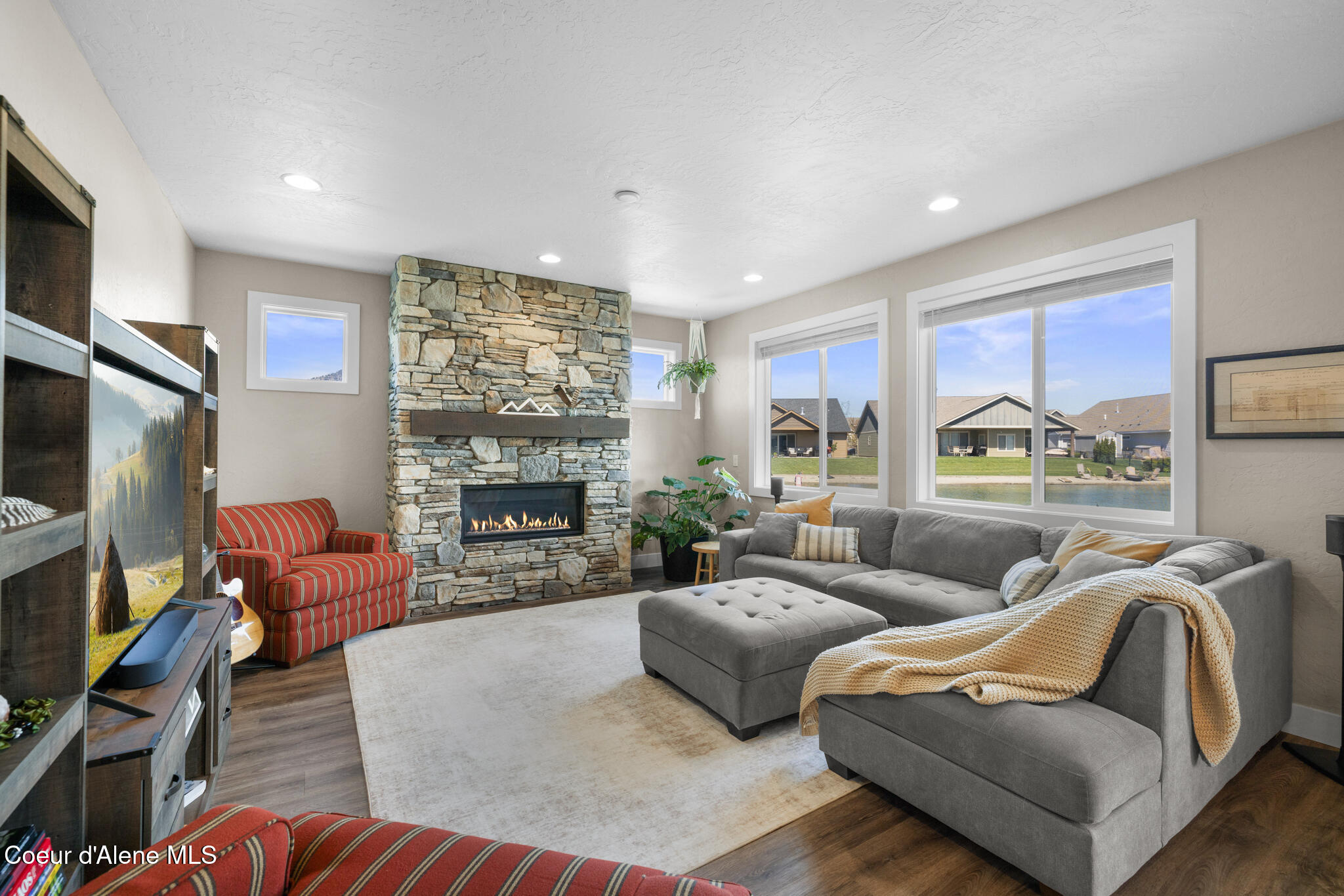 13806 North Treasure Island Court Rathdrum, ID 83858 - Photo 16 of 63 Living Room with a View