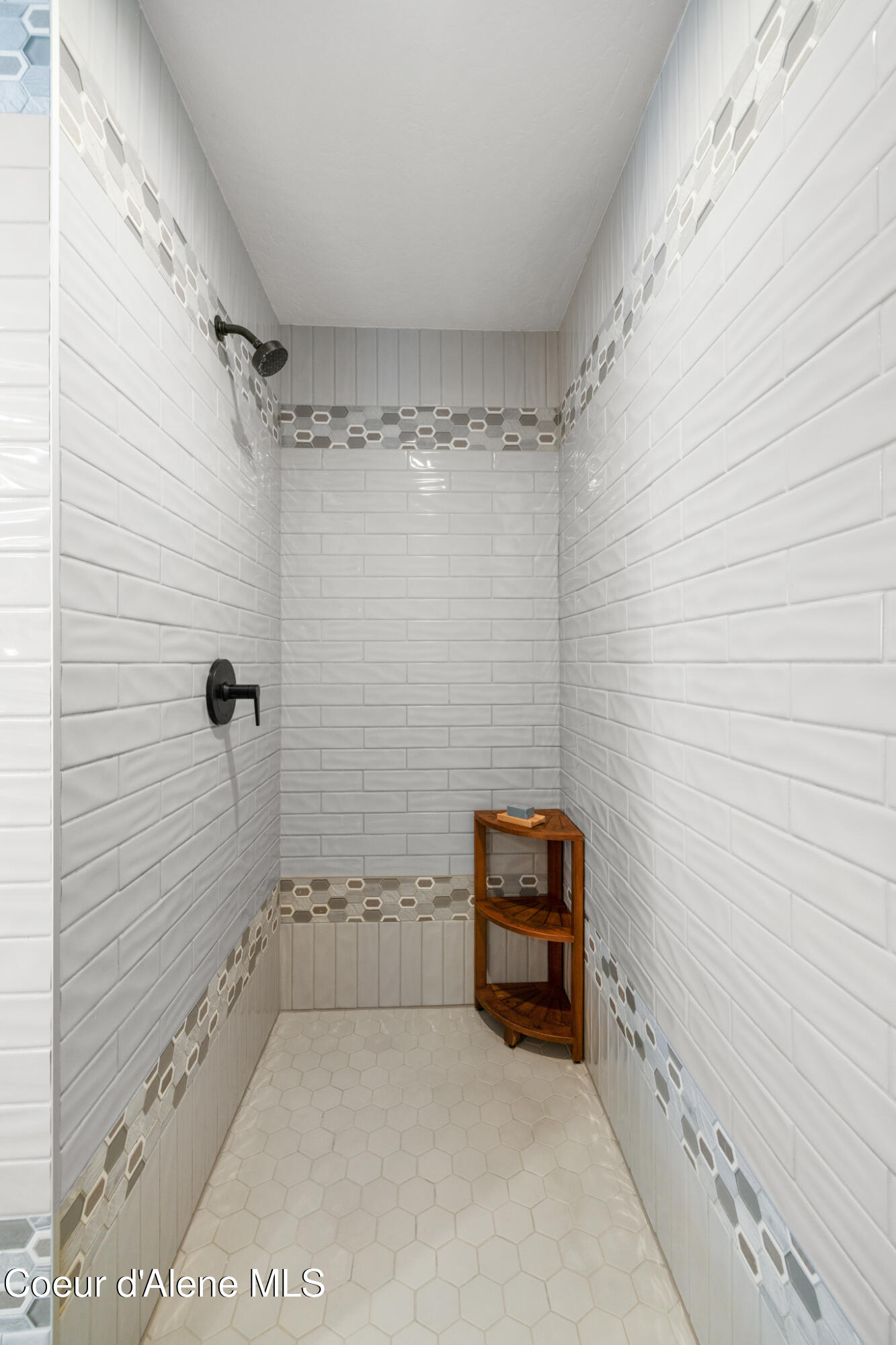 13806 North Treasure Island Court Rathdrum, ID 83858 - Photo 37 of 63 Fully Tiled Shower