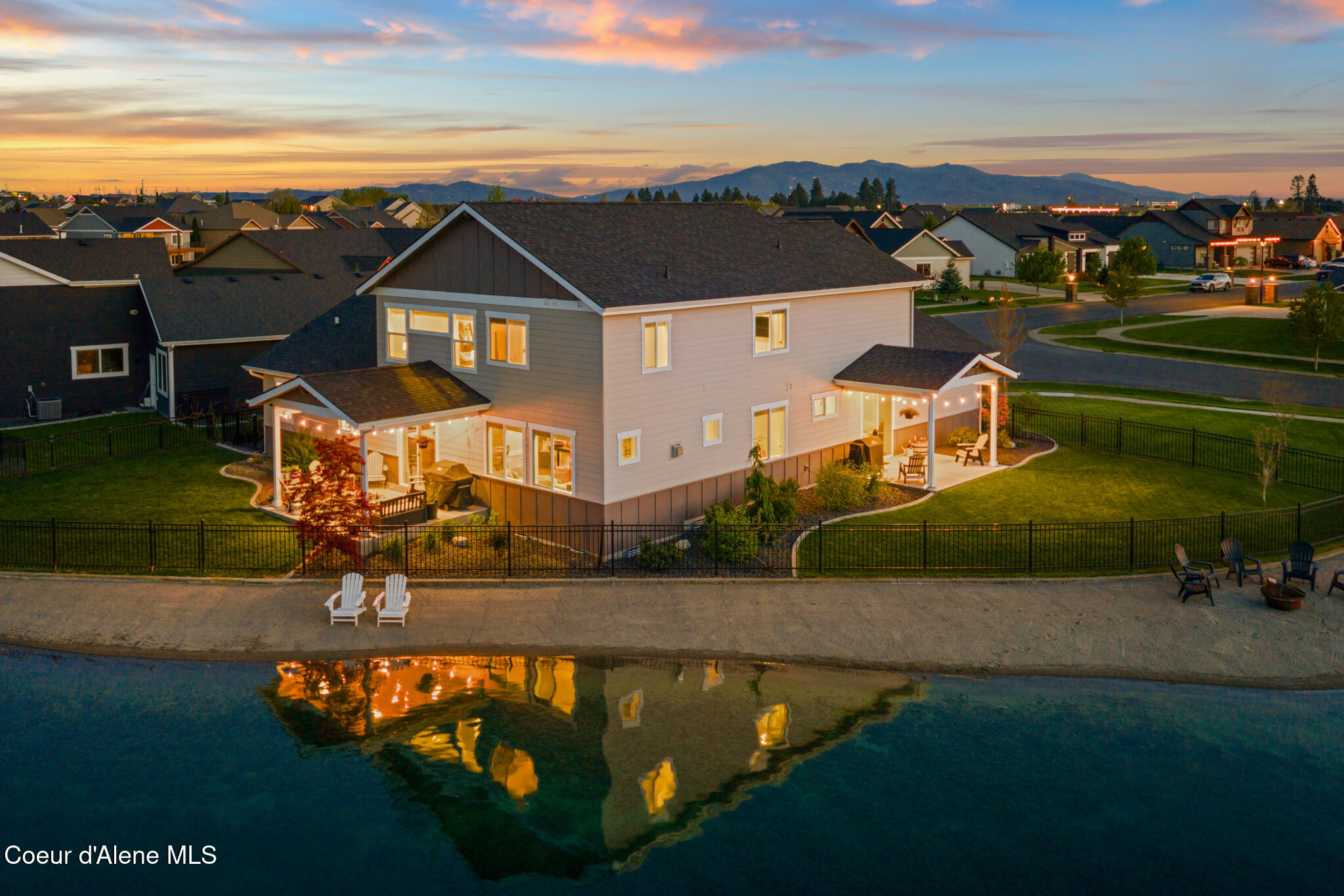 13806 North Treasure Island Court Rathdrum, ID 83858 - Photo 9 of 63 Twilight-Two Covered Patios