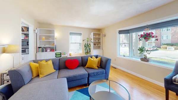 $3,990 | 11 A Pearl Street, Woburn, MA 01801