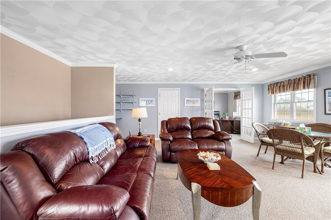 16 Elm Avenue Narragansett, RI 02882 - Photo 13 of 45