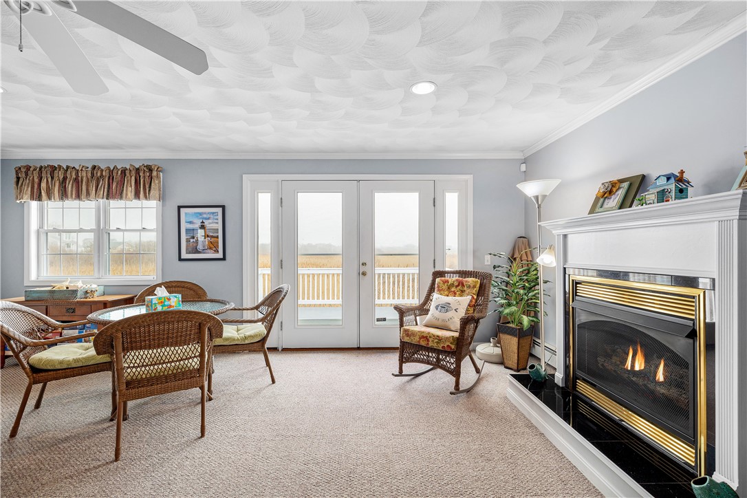 16 Elm Avenue Narragansett, RI 02882 - Photo 16 of 45