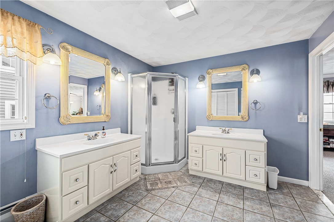 16 Elm Avenue Narragansett, RI 02882 - Photo 19 of 45