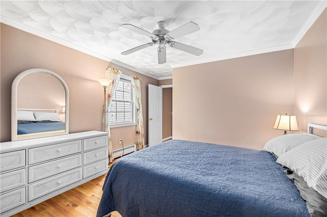 16 Elm Avenue Narragansett, RI 02882 - Photo 41 of 45