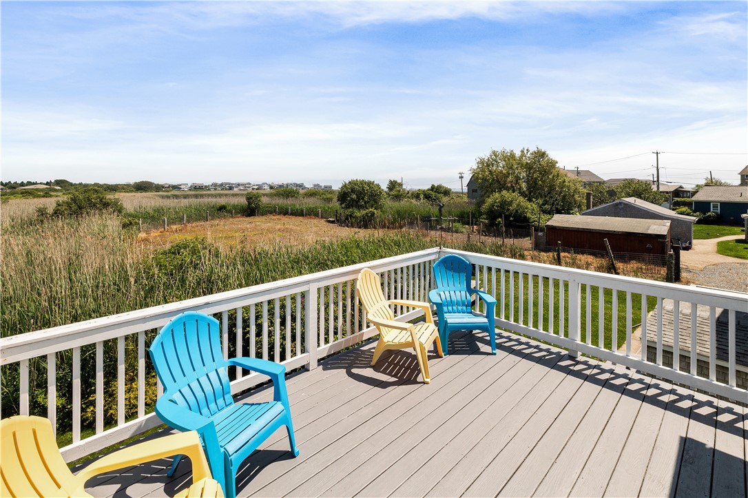 16 Elm Avenue Narragansett, RI 02882 - Photo 6 of 45