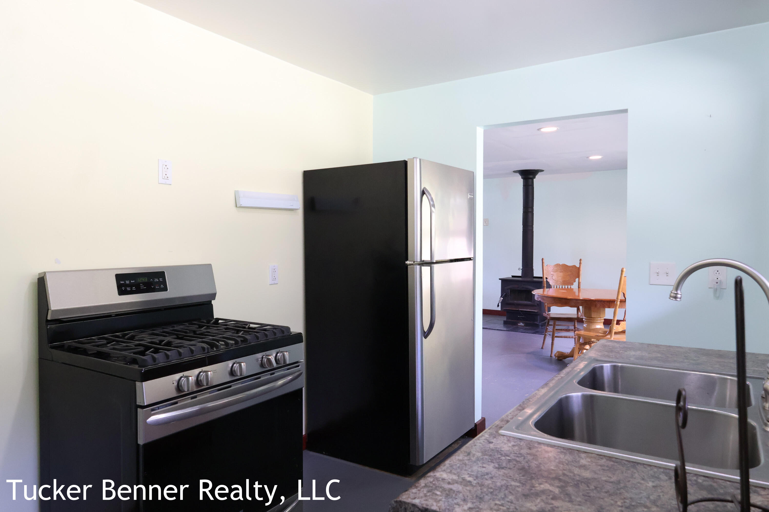 7800 McCain Road Parma, MI 49269 - Photo 13 of 40 Kitchen
