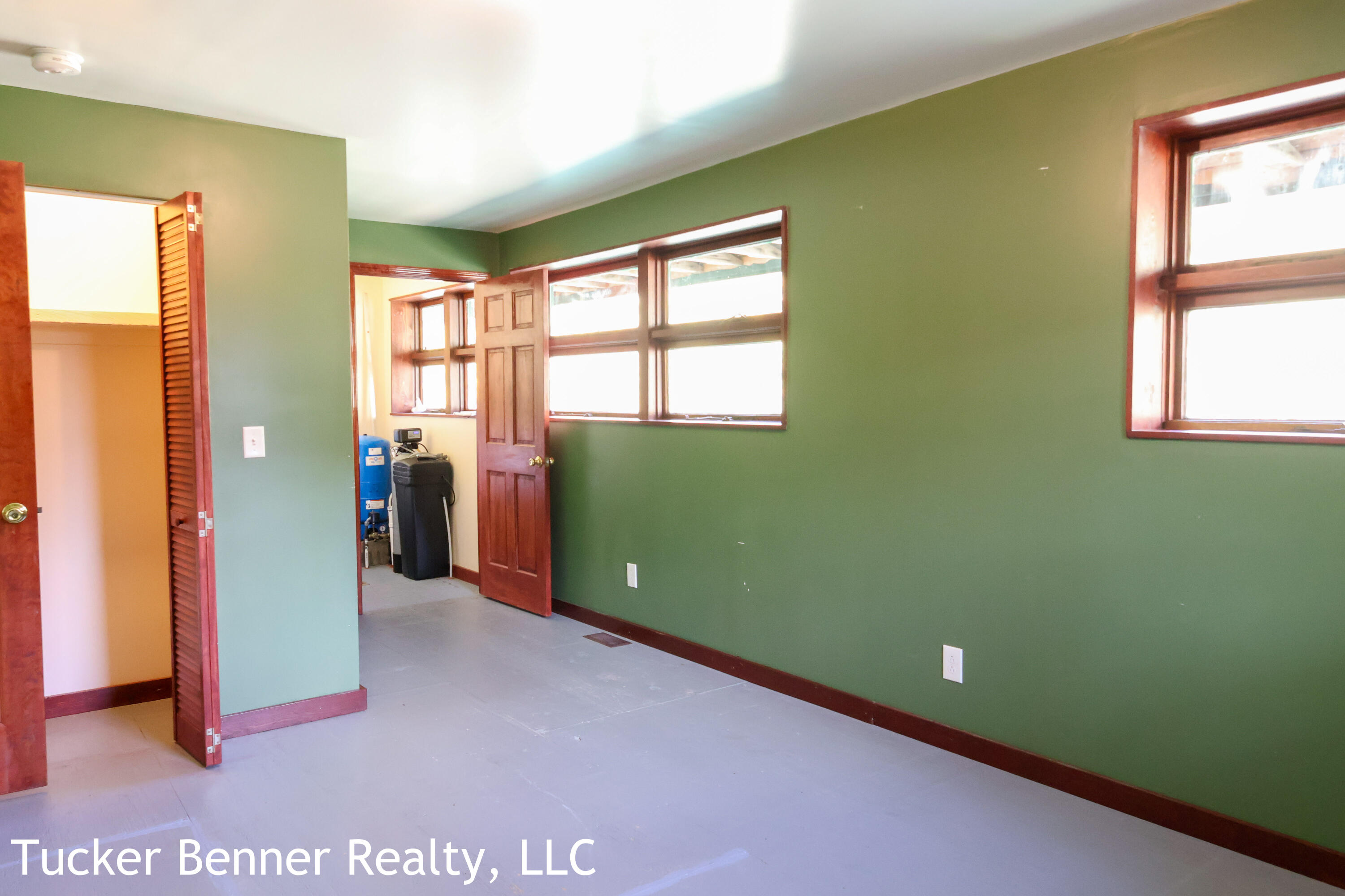 7800 McCain Road Parma, MI 49269 - Photo 17 of 40 Primary Bedroom