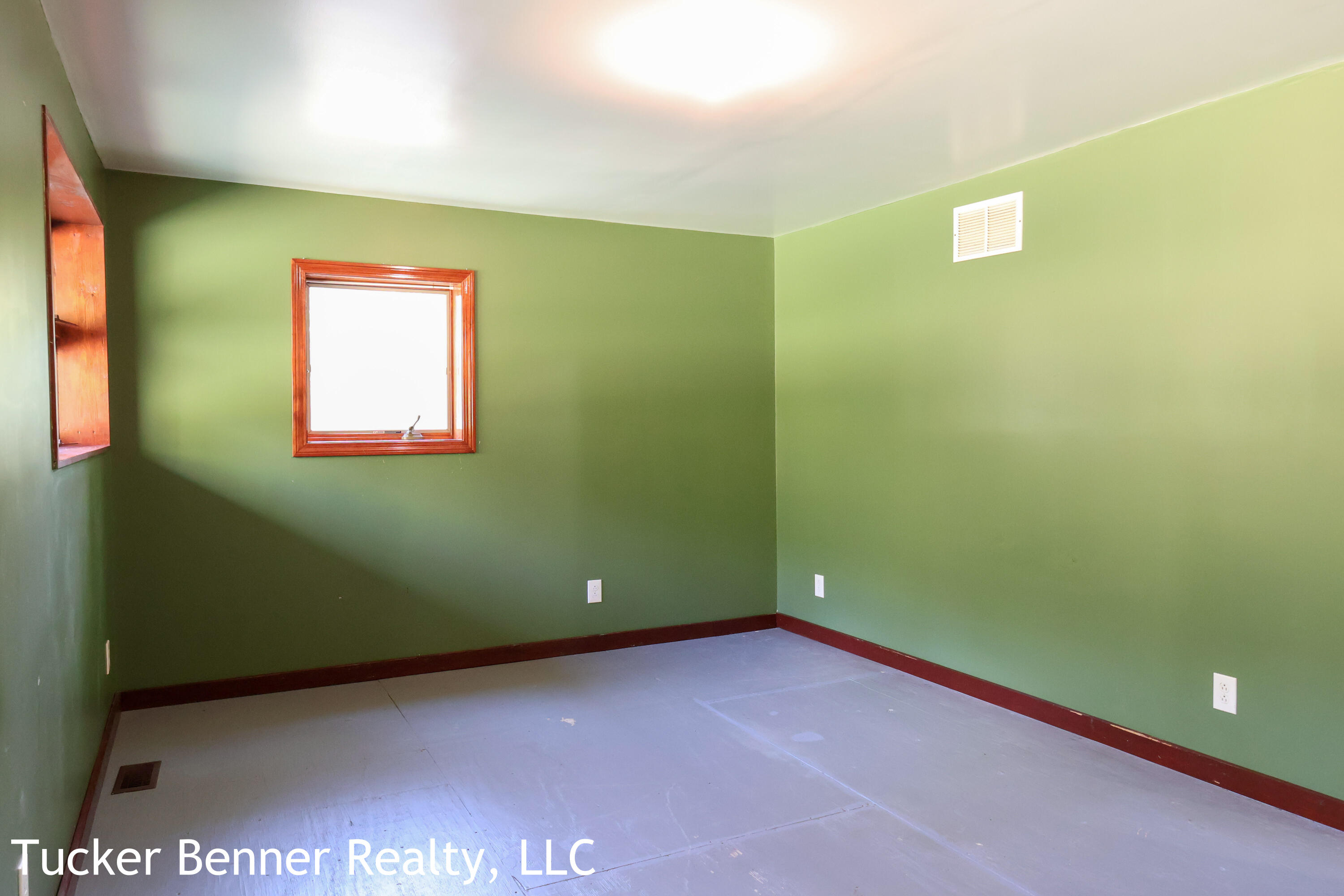 7800 McCain Road Parma, MI 49269 - Photo 19 of 40 Primary Bedroom