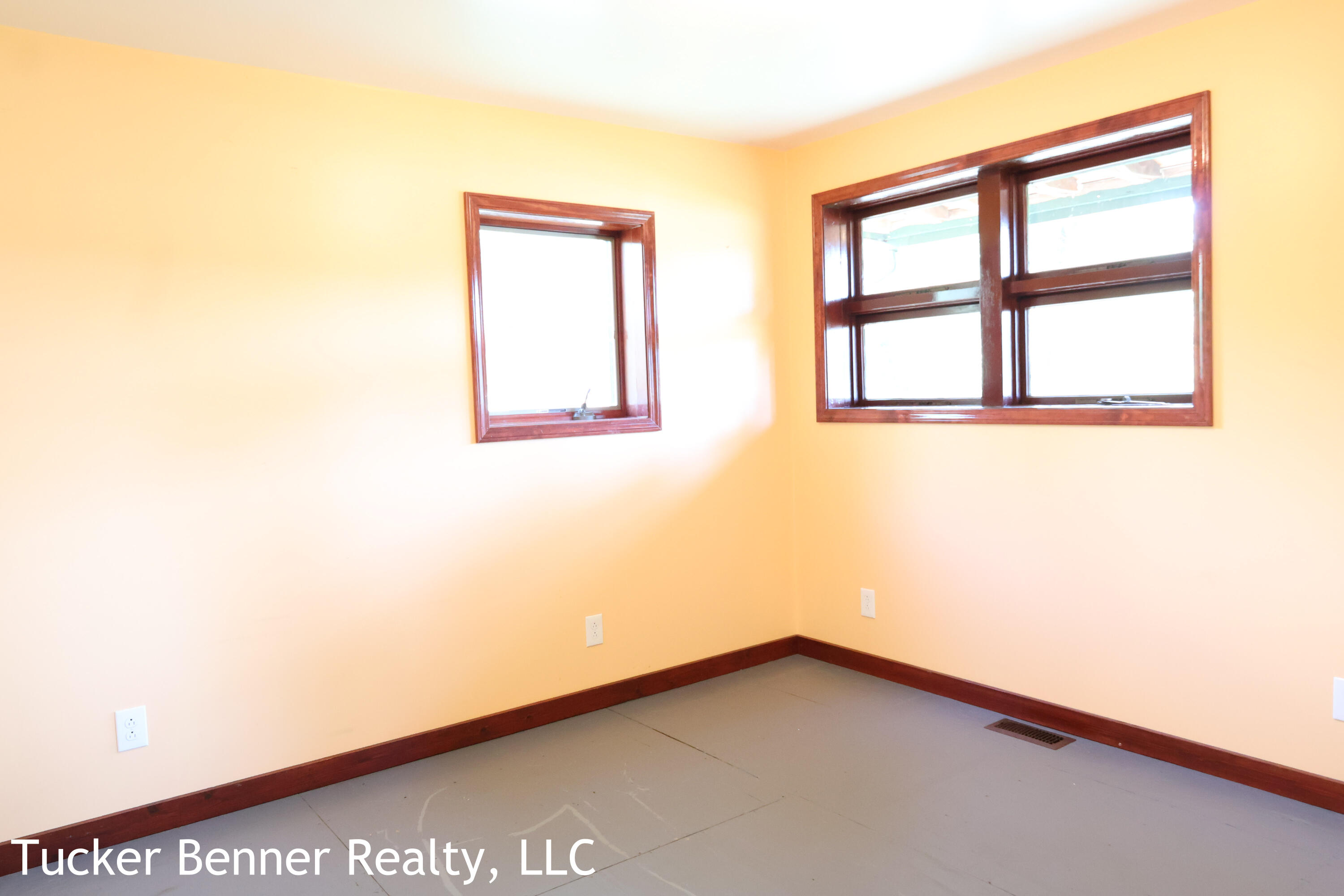 7800 McCain Road Parma, MI 49269 - Photo 22 of 40 Office/Bedroom