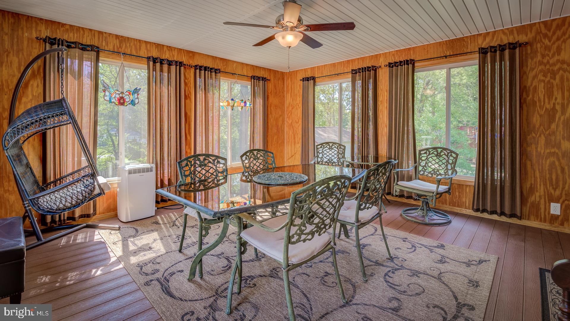 222 Choptank Road Stafford, VA 22556 - Photo 23 of 39 LOTS & LOTS OF SUNLIGHT!!!