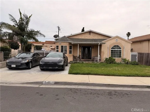 $829,900 | 3146 Cudahy Street, Huntington Park, CA 90255