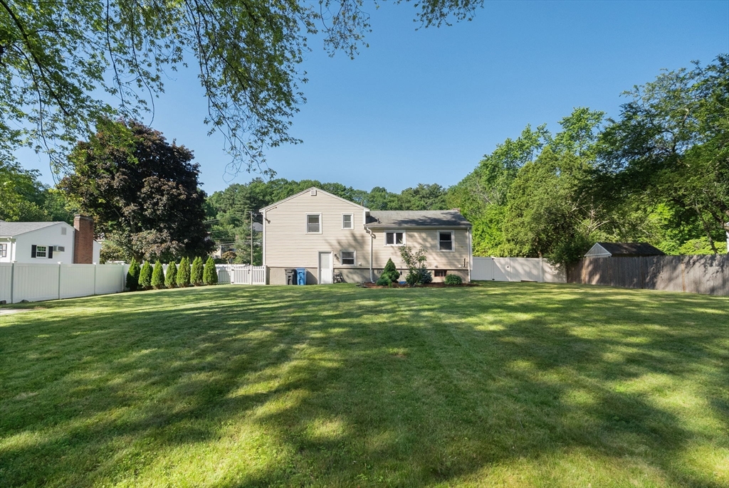 221 Totten Pond Road Waltham, MA 02451 - Photo 36 of 37