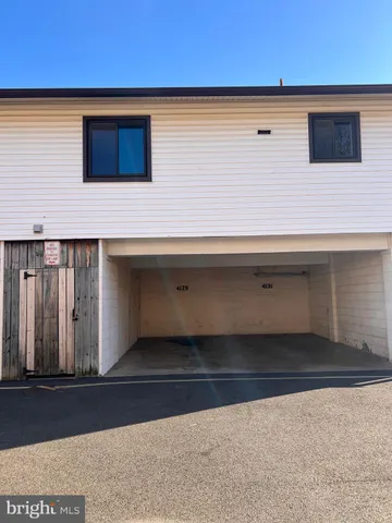 $280,000 | 4129 Meadowland Court, Chantilly, VA 20151