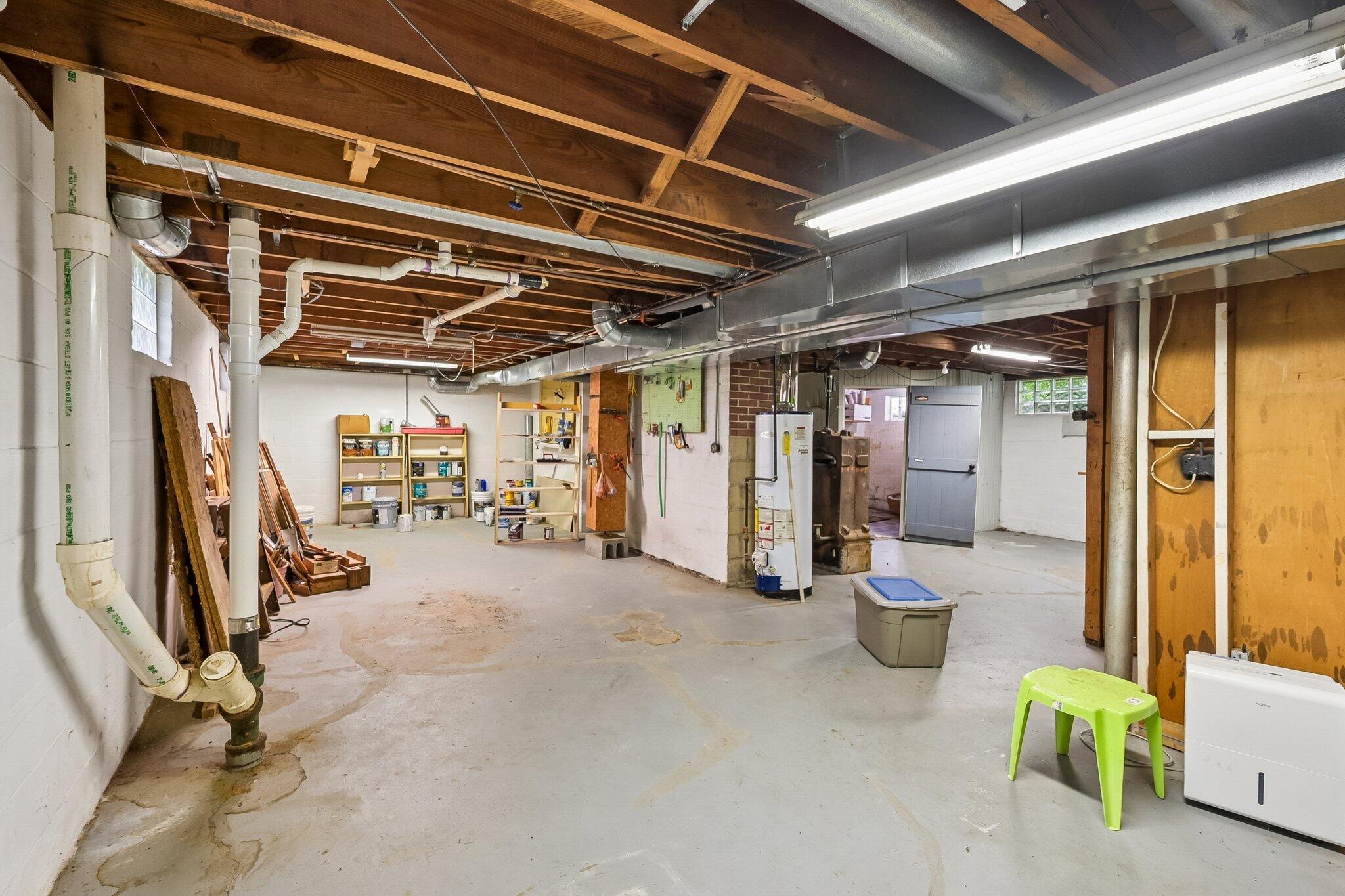 175 West Weisheimer Road Columbus, OH 43214 - Photo 40 of 59