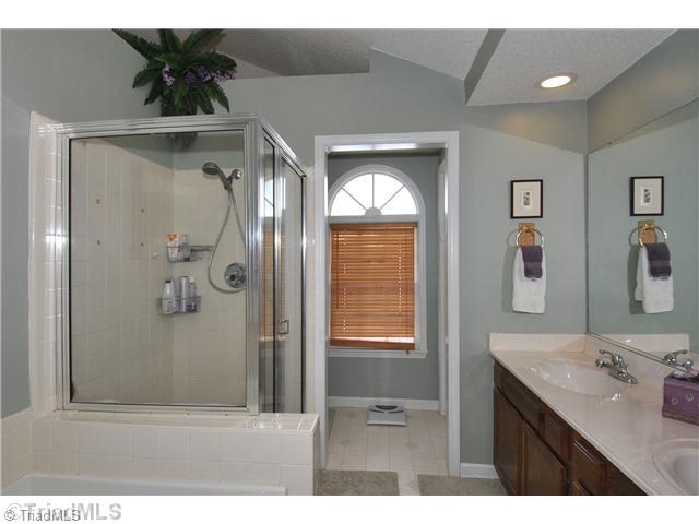3550 Cedar Post Road Winston-Salem, NC 27127 - Photo 7 of 13 Master Bath/Spa.