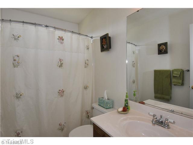 3550 Cedar Post Road Winston-Salem, NC 27127 - Photo 10 of 13 Bath.