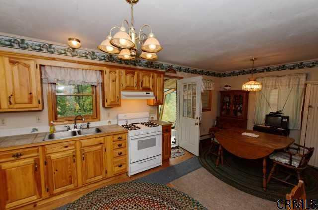 9 Island View Road Colonie, NY 12047 - Photo 6 of 13 Photo 7