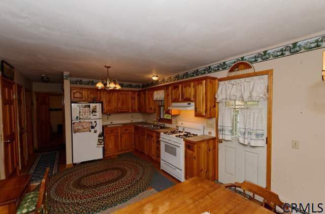 9 Island View Road Colonie, NY 12047 - Photo 8 of 13 Photo 9