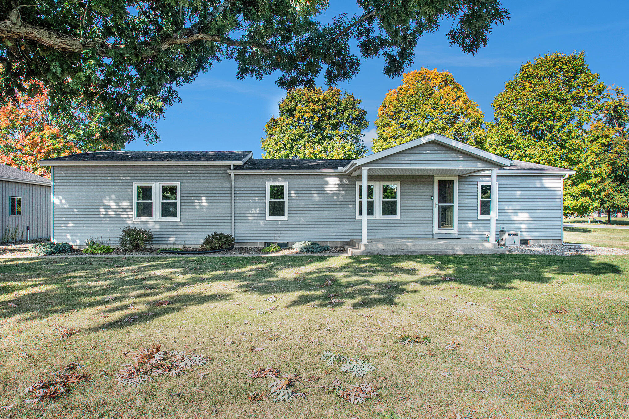112 East Bertrand Road Niles, MI 49120 - Photo 1 of 26 112 E Bertrand