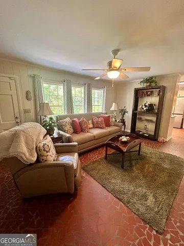 $290,000 | 225 Alabama Drive, Tifton, GA 31794