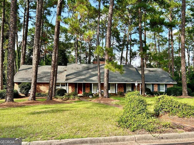 $290,000 | 225 Alabama Drive, Tifton, GA 31794