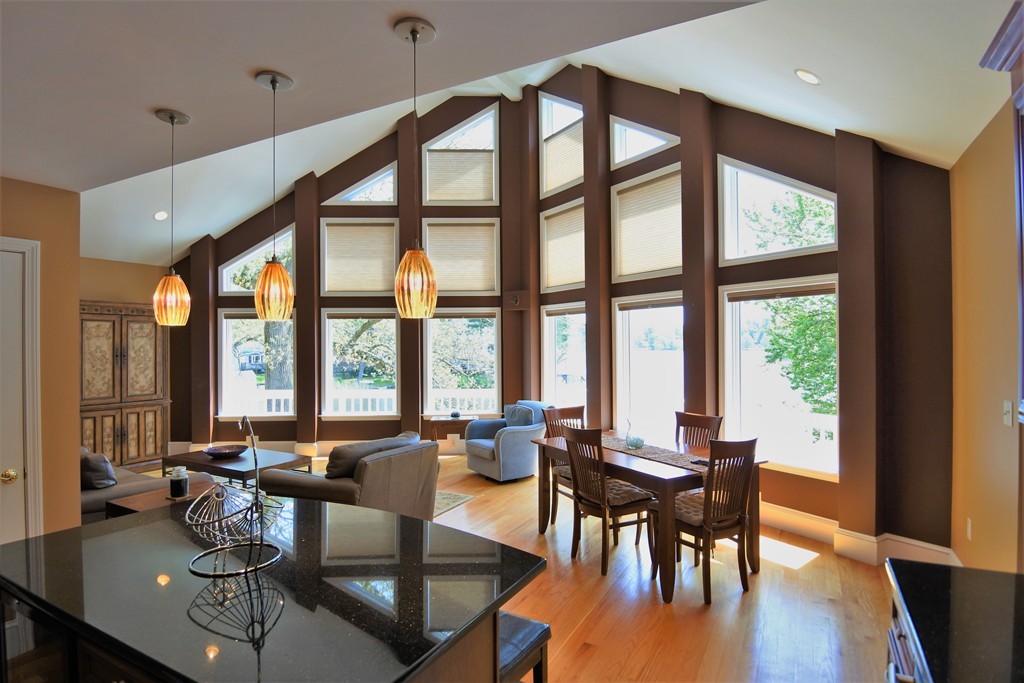 10 Ryan Road Lynnfield, MA 01940 - Photo 4 of 12 Gallery Image 4