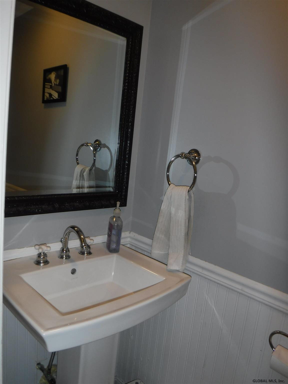 8 Stonegate Road Ballston Lake, NY 12019 - Photo 18 of 44 Photo 18
