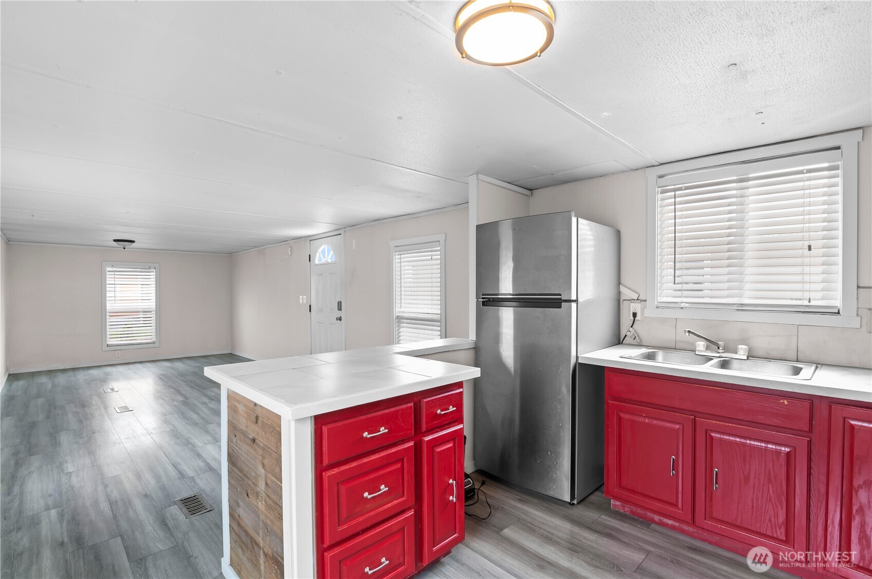 204 Southwest Terry Road, Unit 24 Coupeville, WA 98239 - Photo 11 of 19 Gallery Image 11